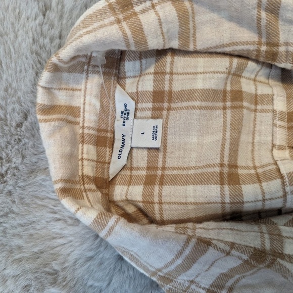 Old Navy Pleated Tan Long Sleeve Boyfriend Shirt size L - Picture 7 of 8